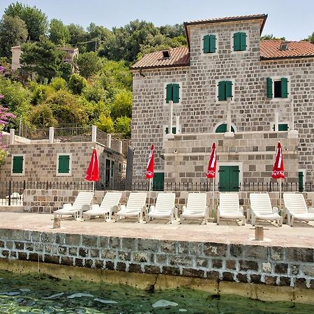 Apartments Barizon Lustica Bagian luar foto