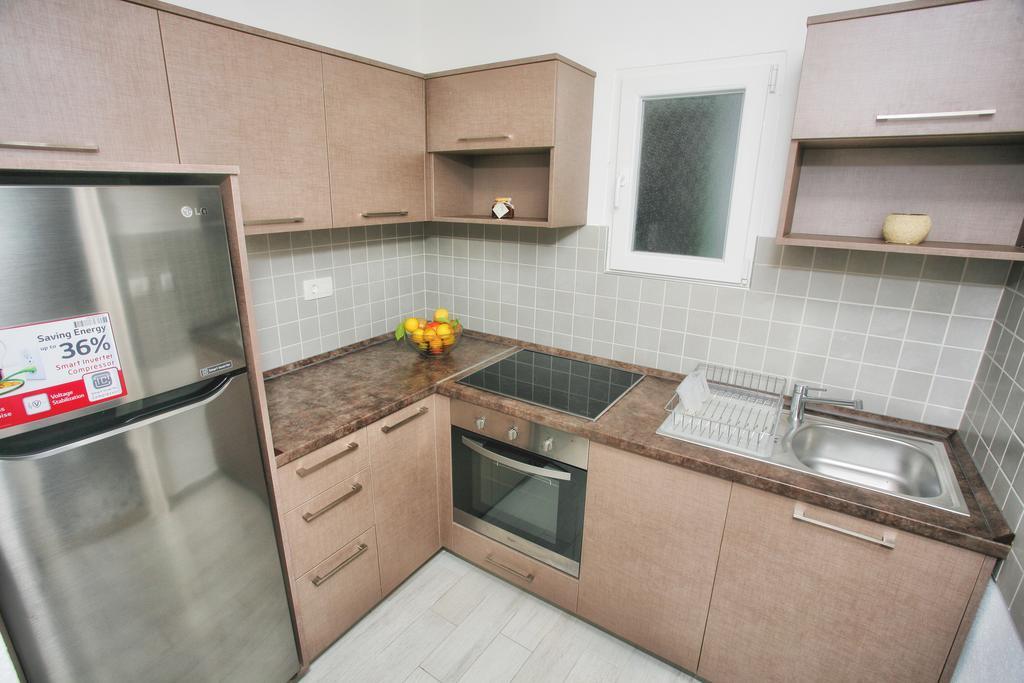 Apartments Barizon Lustica Bagian luar foto