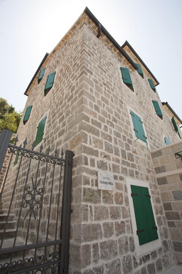 Apartments Barizon Lustica Bagian luar foto